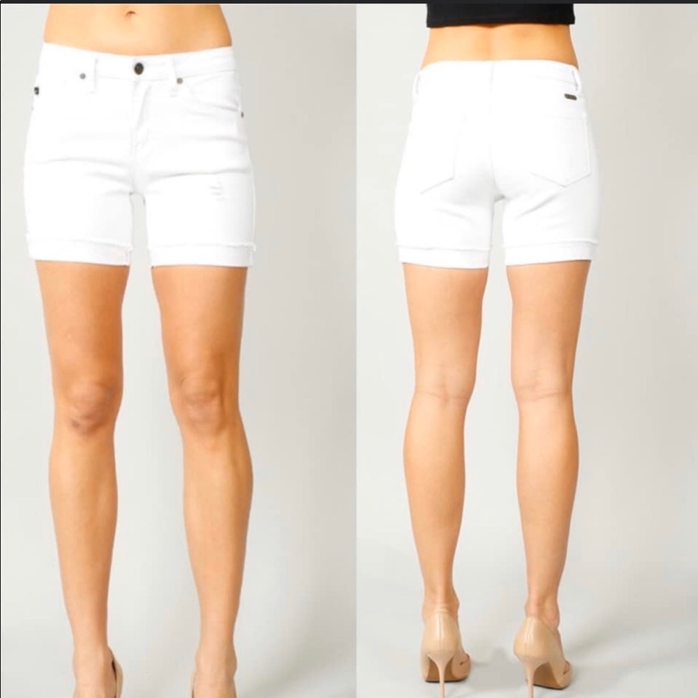 KanCan Snow White Shorts